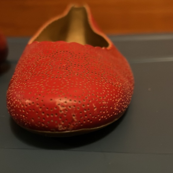 Vaneli Red Flats - Picture 10 of 11